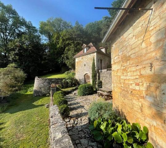Charmante propriété proche à Martel
