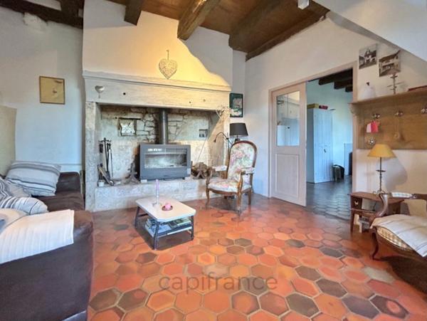 Charmante propriété proche à Martel