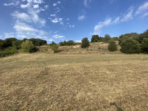trois terrains à batir, 3 km de Limoux, plats, trés bonne exposition