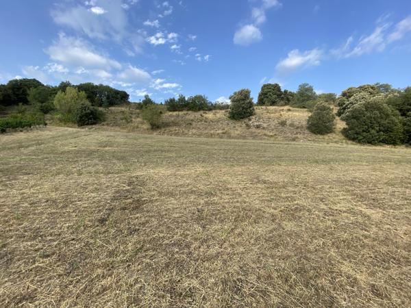 trois terrains à batir, 3 km de Limoux, plats, trés bonne exposition