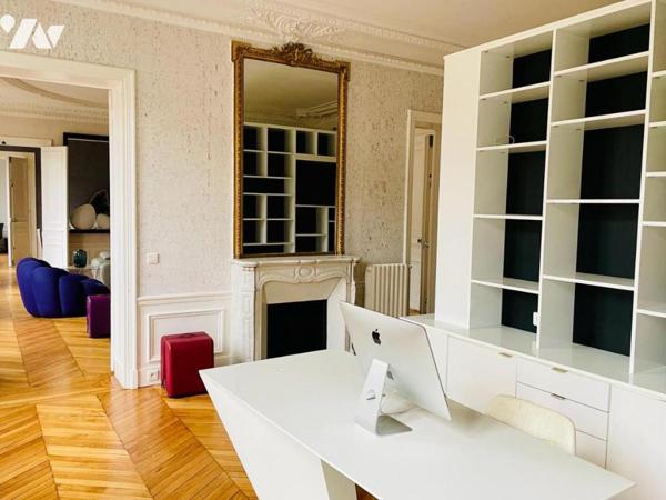 A VENDRE - PARIS 1er - LOUVRE - APPARTEMENT 6 PIECES 