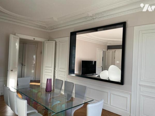 A VENDRE - PARIS 1er - LOUVRE - APPARTEMENT 6 PIECES 