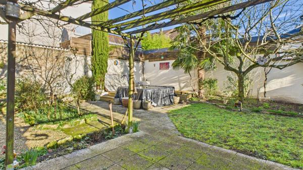 Soisy-sur-Seine (91450) Immeuble composé de deux appartements – Emplacement recherché entre Seine et centre-ville