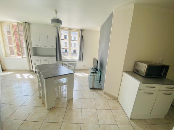 Appartement T1 Bis Meublé de 27 m2 proche centre ville d'Elbeuf.- Réf CAMA
