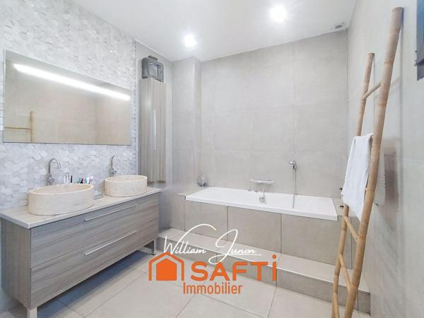 Maison moderne, récente et aux belles prestations