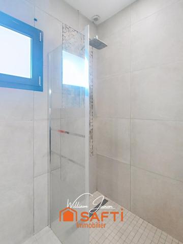 Maison moderne, récente et aux belles prestations