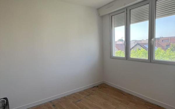 Appartement à vendre    2 pièces •  La Courneuve
