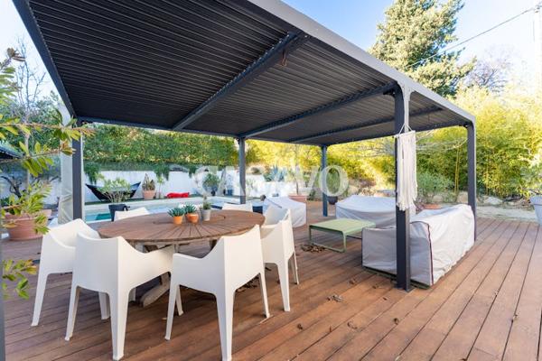 Vente Maison 7 pièces de 220m² - 13100 Aix-en-Provence