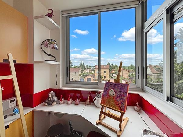 T3 rénové avec balcon, ascenseur et clim – aucun travaux
