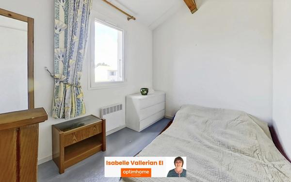 Maison à vendre 4 pièces AIGUES MORTES (30) avec parking et terrasse