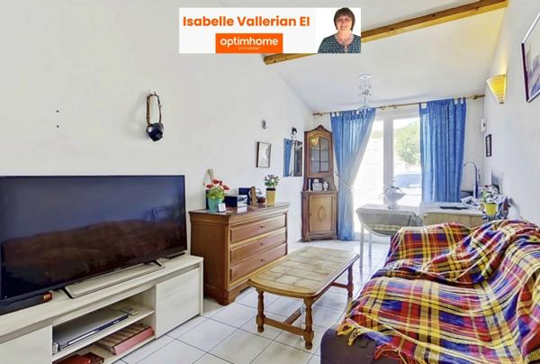 Maison à vendre 4 pièces AIGUES MORTES (30) avec parking et terrasse