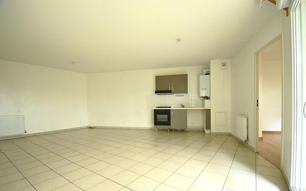 Appartement à louer    3 pièces •  Saint-Priest