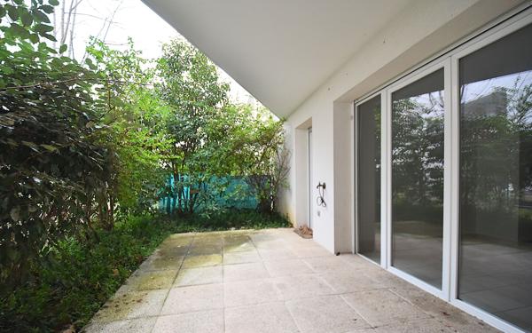 Appartement à louer    3 pièces •  Saint-Priest