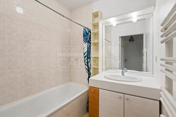 Appartement 3 pièces avec terrasse - 2 chambres A VENDRE - LYON 8EME ARRONDISSEMENT - 72 m 2 - 285 000 €