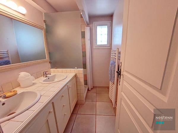 Maison à Six Fours Les Plages de 6 pièces de 180 m² sur 405 m² de terrain