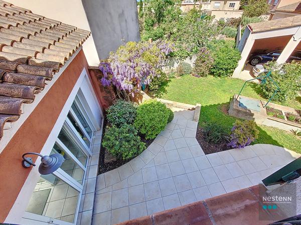 Maison à Six Fours Les Plages de 6 pièces de 180 m² sur 405 m² de terrain