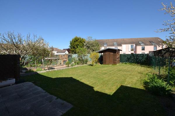 Maison - Fleury Mérogis quartier village 4 pièce(s) 79 m²