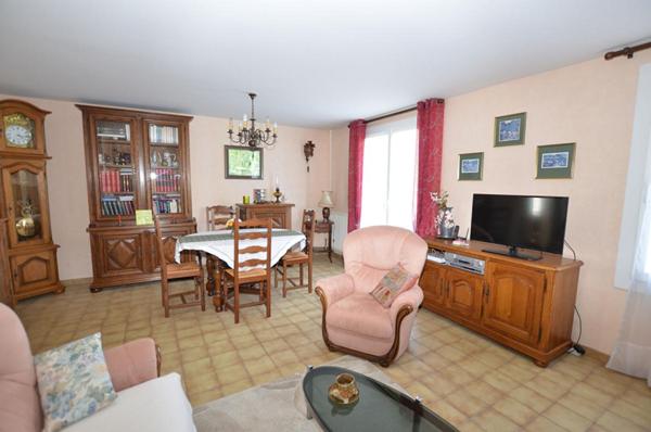 Maison - Fleury Mérogis quartier village 4 pièce(s) 79 m²