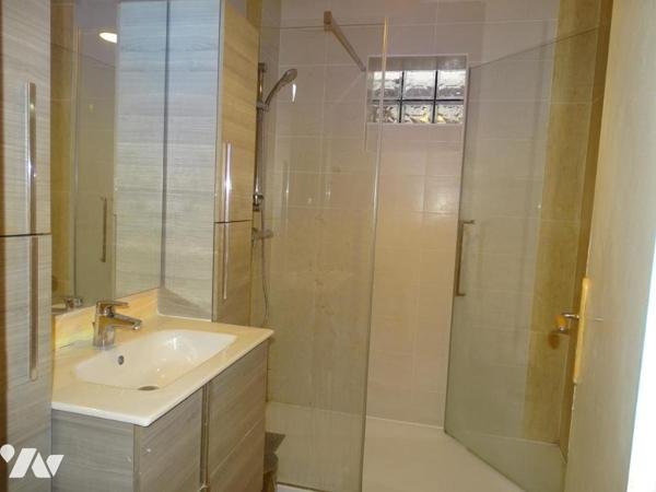 Maison de plain pied en centre bourg