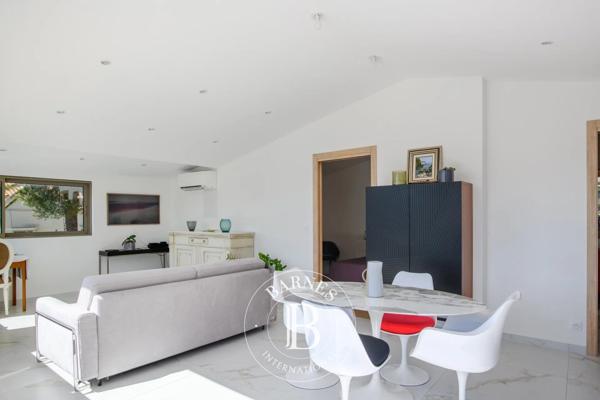 Sanary-sur-Mer, Villa 4 Chambres -  120 m² à vendre