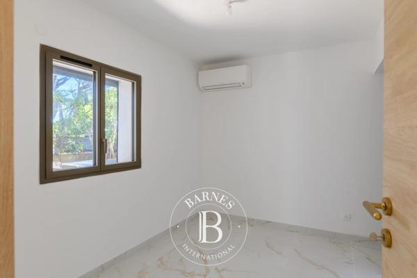 Sanary-sur-Mer, Villa 4 Chambres -  120 m² à vendre
