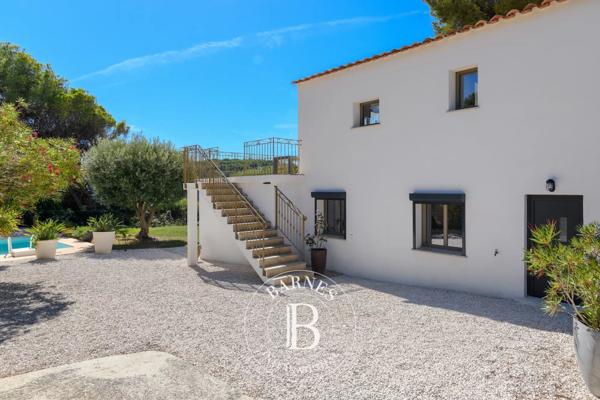 Sanary-sur-Mer, Villa 4 Chambres -  120 m² à vendre