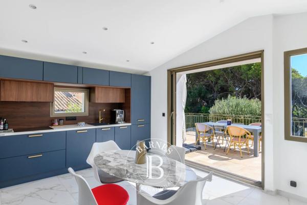 Sanary-sur-Mer, Villa 4 Chambres -  120 m² à vendre