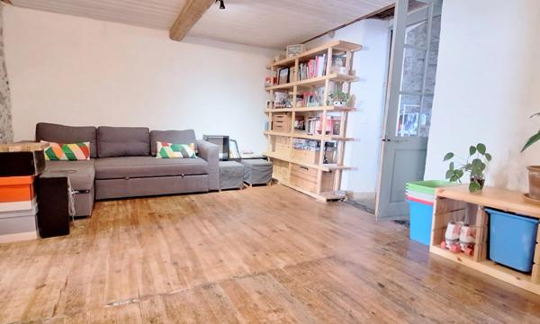 Maison 5 pièces PRADES (66) 133m², + GARAGES, TERRASSE, + GRANGE A RENOVER