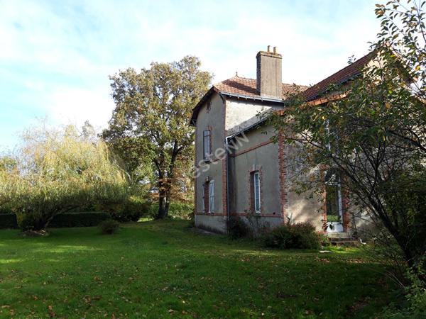 Maison à vendre 11 pièces - L'Herbergement