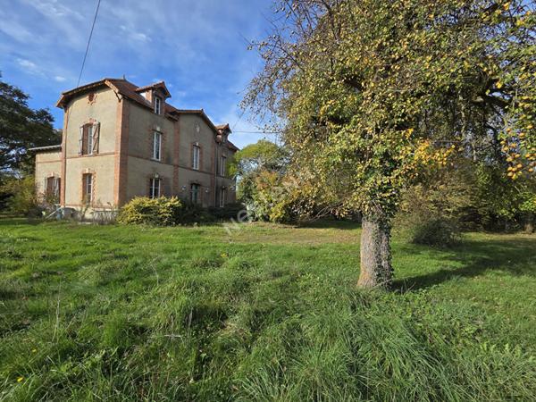 Maison à vendre 11 pièces - L'Herbergement