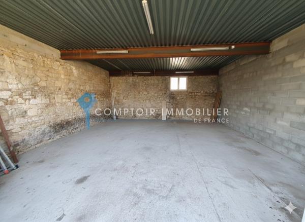 Villa
                                                                                                                                                                                                                                                                                                                        4 pièce(s)                                                                                                                                                                                                          3 chambre(s)                                                                                                                                                                                                          188  m²