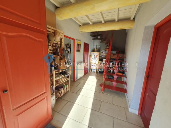 Villa
                                                                                                                                                                                                                                                                                                                        4 pièce(s)                                                                                                                                                                                                          3 chambre(s)                                                                                                                                                                                                          188  m²