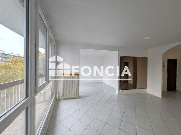 À vendre Appartement 4 pièces 74 m² - Chilly-mazarin 91380