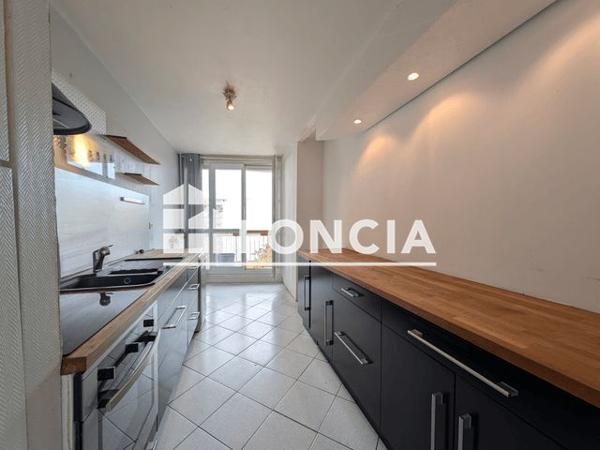 À vendre Appartement 4 pièces 74 m² - Chilly-mazarin 91380