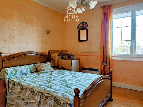 Maison
                                                                                                                                                                                                                                                                                                                        6 pièce(s)                                                                                                                                                                                                          4 chambre(s)                                                                                                                                                                                                          135  m²