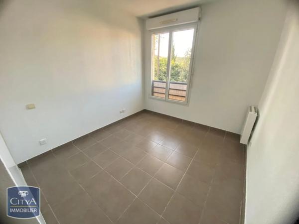 Appartement à louer 3 pièces 54.76m² La Seyne-sur-Mer (83500)