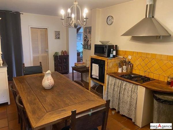Maison à Toulouse, 31200 - 5 pièces 190m²