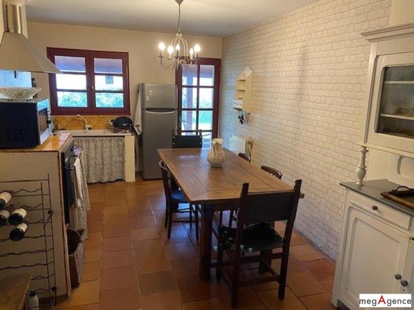 Maison à Toulouse, 31200 - 5 pièces 190m²