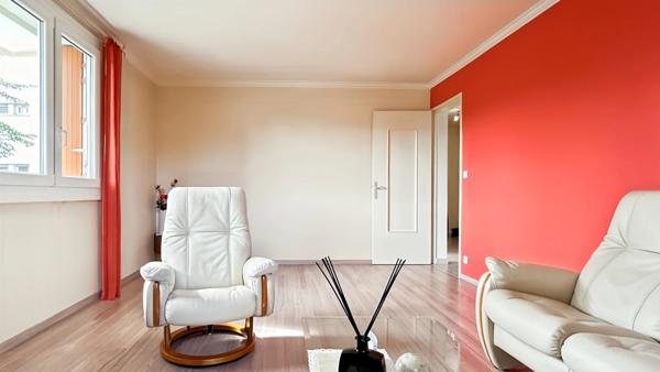 Coup de cœur de l'agence. Appartement soigné à deux pas de la gare et du centre ville de Besançon.