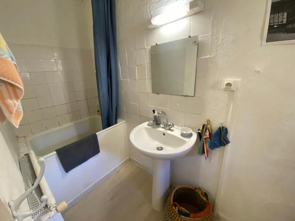 Charmante maison de village - plein centre CREST