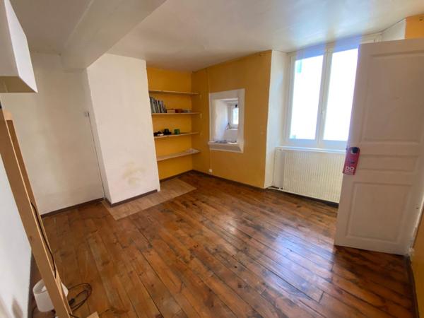 Charmante maison de village - plein centre CREST