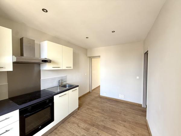 Aubervilliers (93300) 2 Pièces proche métro