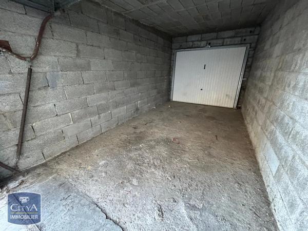 Parking à louer 14.97m²