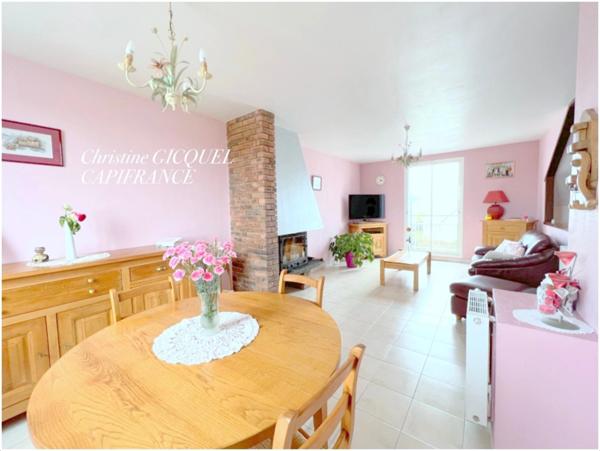 SAINT-NAZAIRE QUARTIER RESIDENTIEL FAMILIAL TOUT A PIED, à vendre MAISON 4 CHAMBRES, JARDIN CLOS, DEPENDANCES.