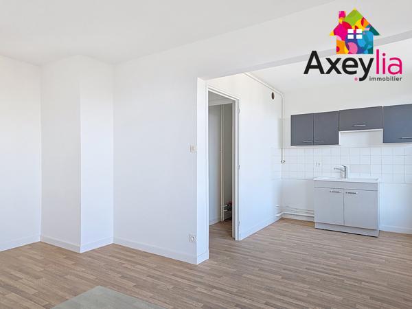 Le Coteau (42120) A LOUER - LE COTEAU - STUDIO AVEC BALCON ET STATIONNEMENT