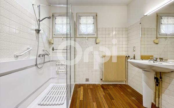 Maison à vendre    7 pièces • 155,20 m2 Arnières-sur-Iton