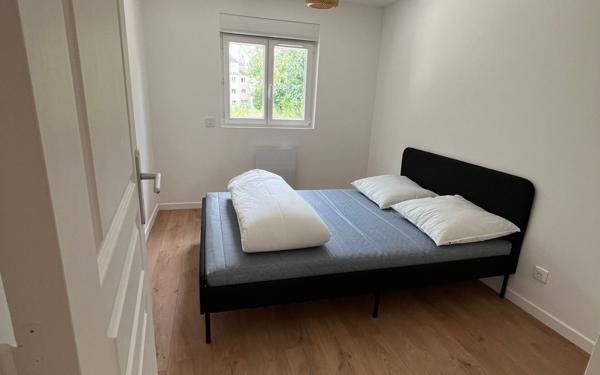 Appartement à louer    2 pièces •  Survilliers