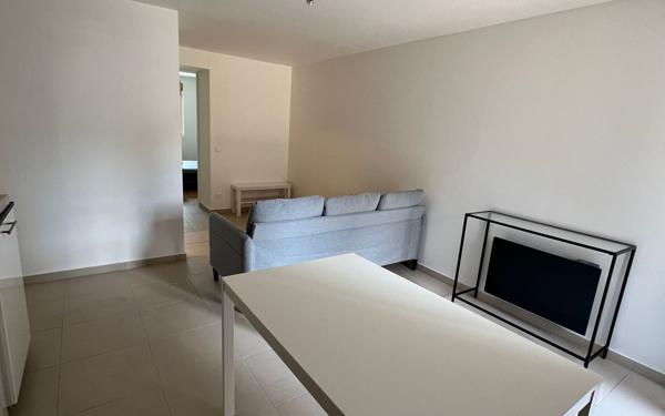 Appartement à louer    2 pièces •  Survilliers