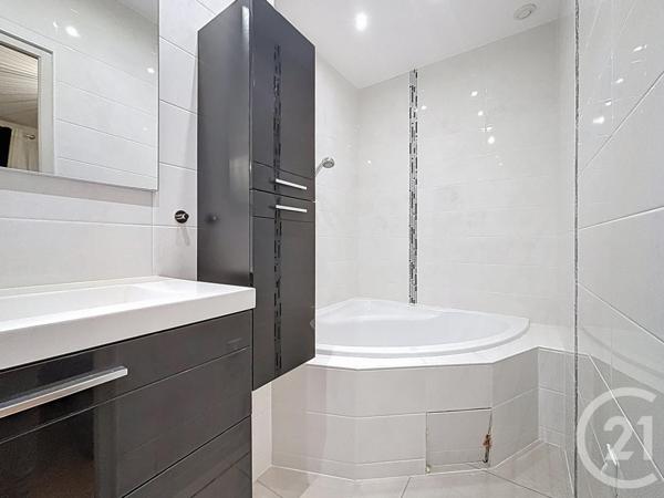 Appartement F4 à vendre  4 pièces - 85,53 m2 LE PUY EN VELAY - 43