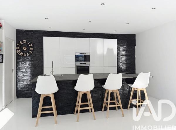 Maison à vendre 7 pièces 181 m² Bois-d'Amont